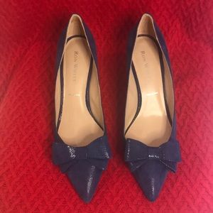 Ron White Size US 10-10 1/2. UK Size 41 Blue Pump